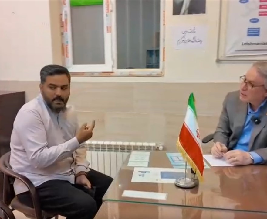 حضور شبانه رئیس دانشگاه علوم پزشکی بم در مرکز سالک / پاسخگویی مستقیم به مطالبات مردمی